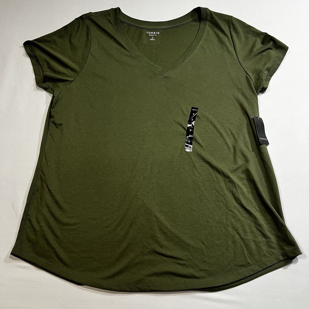 Torrid Girlfriend Tee Shirt Womens 2 2X 18-20 Olive Green V-Neck Jersey NWT New